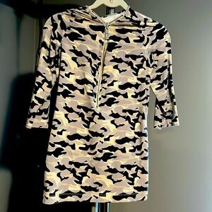 Belle camo top size xxs